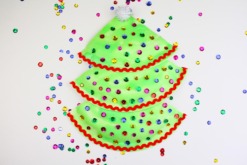 puffy paint Christmas tree paper plate craft