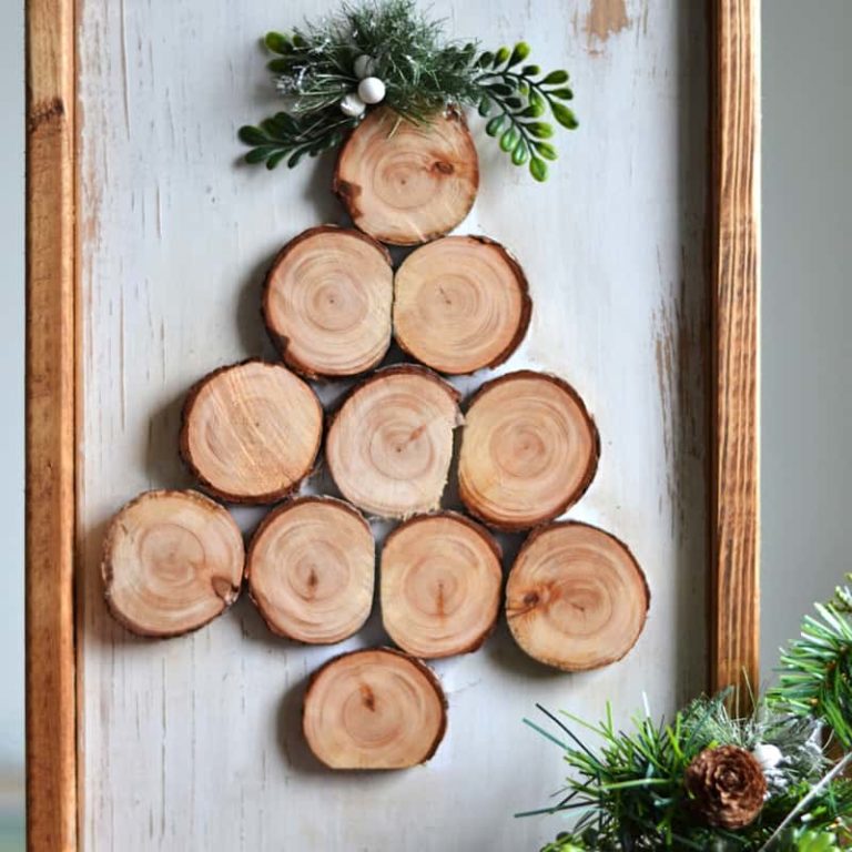 wood slice christmas tree