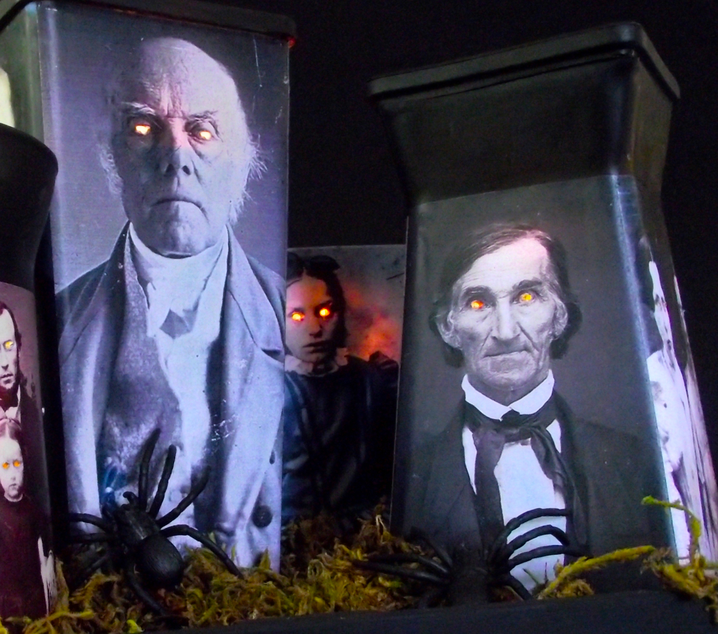 DIY eerie candle holders for Halloween